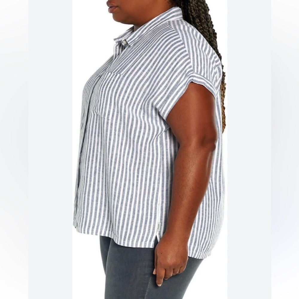 Orvis Women's Button-Up Short Sleeves Chest Pocket Blouse, Blue Stripe, Size XL - Picture 12 of 12